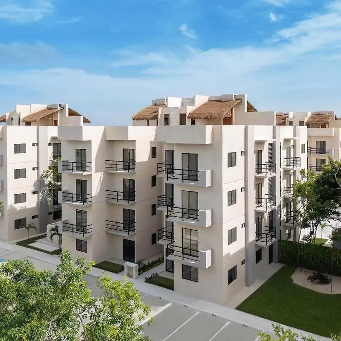 פוארטו מורלוס Condo With Luxe Amenities